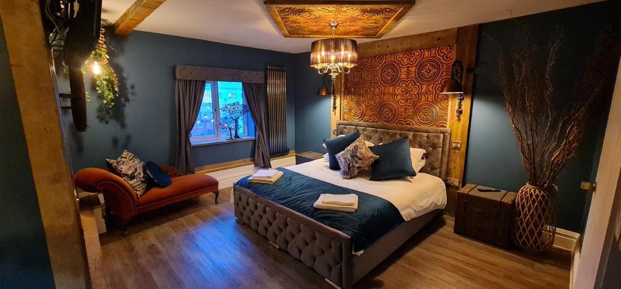 The Waterside Bar, Rooms & Restaurant Swinton  Værelse billede